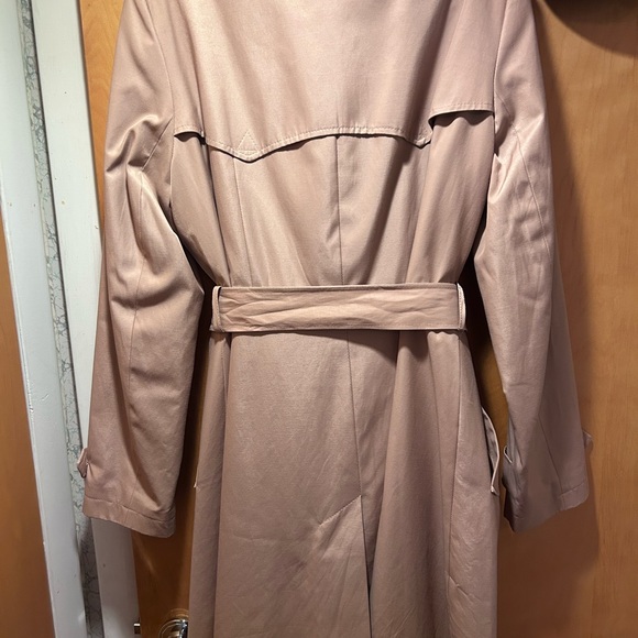 Ralph Lauren Beige Trench Coat - Picture 3 of 3